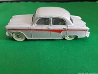 Left side profile of Dinky Toys Austin A105