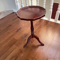 Full view of pedestal side table