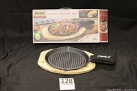Box front displaying Parini Fajita Skillet Set