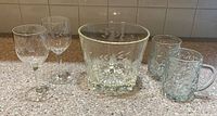 Full lot: ice bucket, 2 wine glasses, 2 mugs
