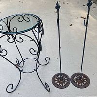 Full view of plant stand and two hangers