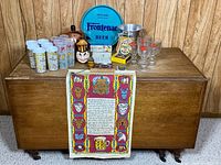 Full lot on table showing all items