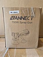 Box showing Vannect 700W Spray Gun illustration and label
