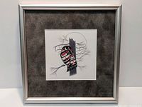 Full view of framed owl print