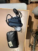 Full set: cuff, bulb, gauge, carrying case