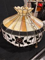 Overall view of stained glass lamp shade