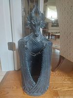 Full view of dragon stand front