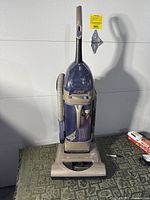 Front view of Hoover WindTunnel vacuum showing model and color