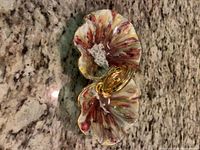 Top view showing twin scalloped bowls and marbled glaze