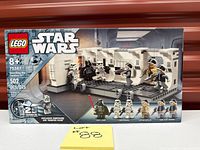 Front of sealed LEGO Star Wars 75387 box showing 502 pieces and minifigures