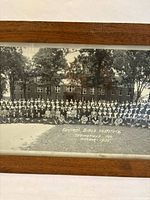 Close-up center section with caption text