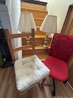 Overview showing both lamps and both chairs