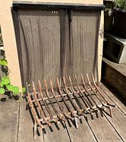 Grate and screen together, front view