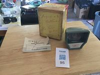 Viewer, box, instruction sheet overview