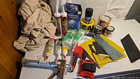 Overview of all painting supplies on surface