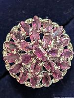 Top view showing garnet cluster arrangement