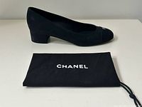 Left side profile of one pump with dust bag