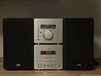 Front view of complete JVC FS-D88 system with speakers attached