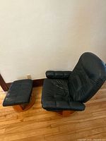 Recliner and ottoman set, top view