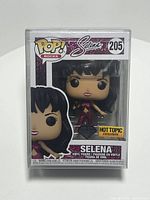 Front view of boxed Selena Diamond Collection Pop! #205 in protector