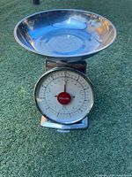 Front view showing dial, pointer, Taylor logo and stainless bowl