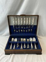 Open chest showing full set in two tiers