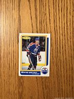 Front view of Wayne Gretzky O-Pee-Chee card