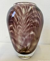Full view of vase front