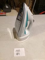 Front angled view showing brand logo, body colour and cord