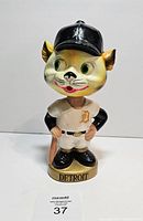 Front view of Detroit Tigers bobblehead
