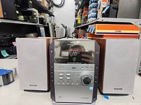 Front view of Panasonic SA-PM19 stereo with both speakers