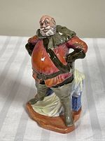 Front view of Royal Doulton Falstaff figurine