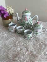 full set arranged on surface showing pattern and scale