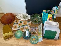 All items in lot displayed together