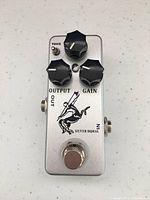 Top view showing controls, footswitch, centaur graphic