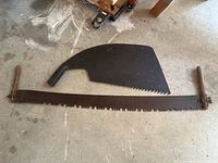 Both saws laid out to show full length and comparative size