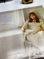 Front cover of Carly Simon Hotcakes LP