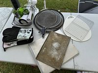 Overview of assorted kitchenware and bakeware