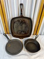 Square, round skillet and griddle front view