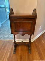 Smoker cabinet front view