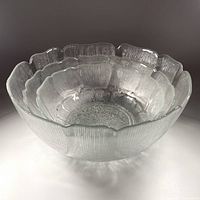 Largest Arcoroc Fleur glass bowl showing petal design and scalloped rim