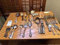 Overview of all flatware pieces on table
