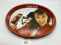 Front view showing entire tray and graphic