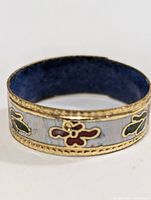 Full view of floral cloisonné band ring