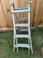 Full view folded A-frame ladder