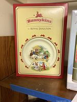 Front of Bunnykins place setting box showing plate design