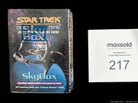 Front of sealed SkyBox Deep Space Nine Series Premiere trading card box