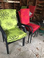 Set of chairs with cushions