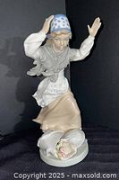 Full view of porcelain figurine front