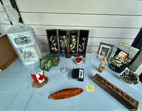 All items displayed on table